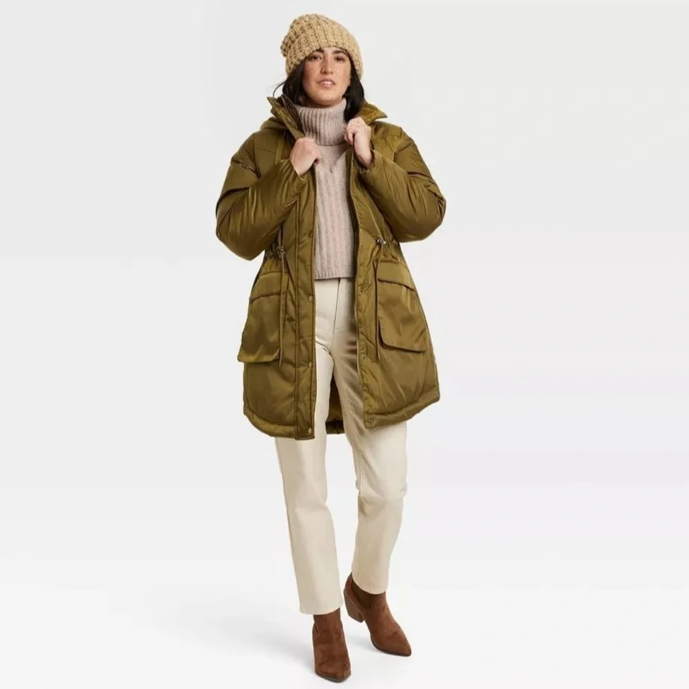 Universal Thread Puffer Coat Size XS